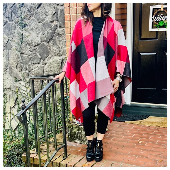 Riah Fashion Boho Fabulous Oversized Wrap Poncho Shawl - Picture 4 of 11